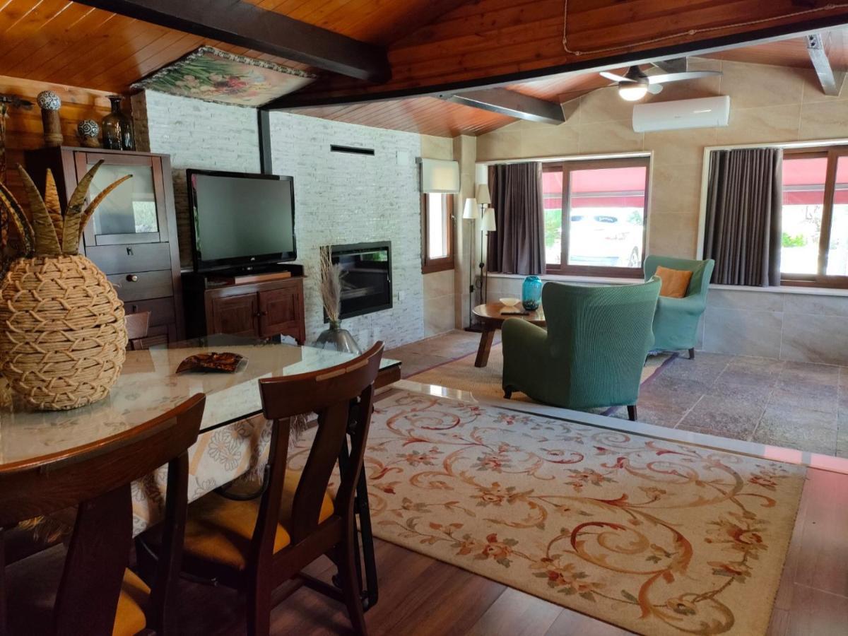 קורדובה Cabana De Madera Junto Al Lago Las Jaras מראה חיצוני תמונה