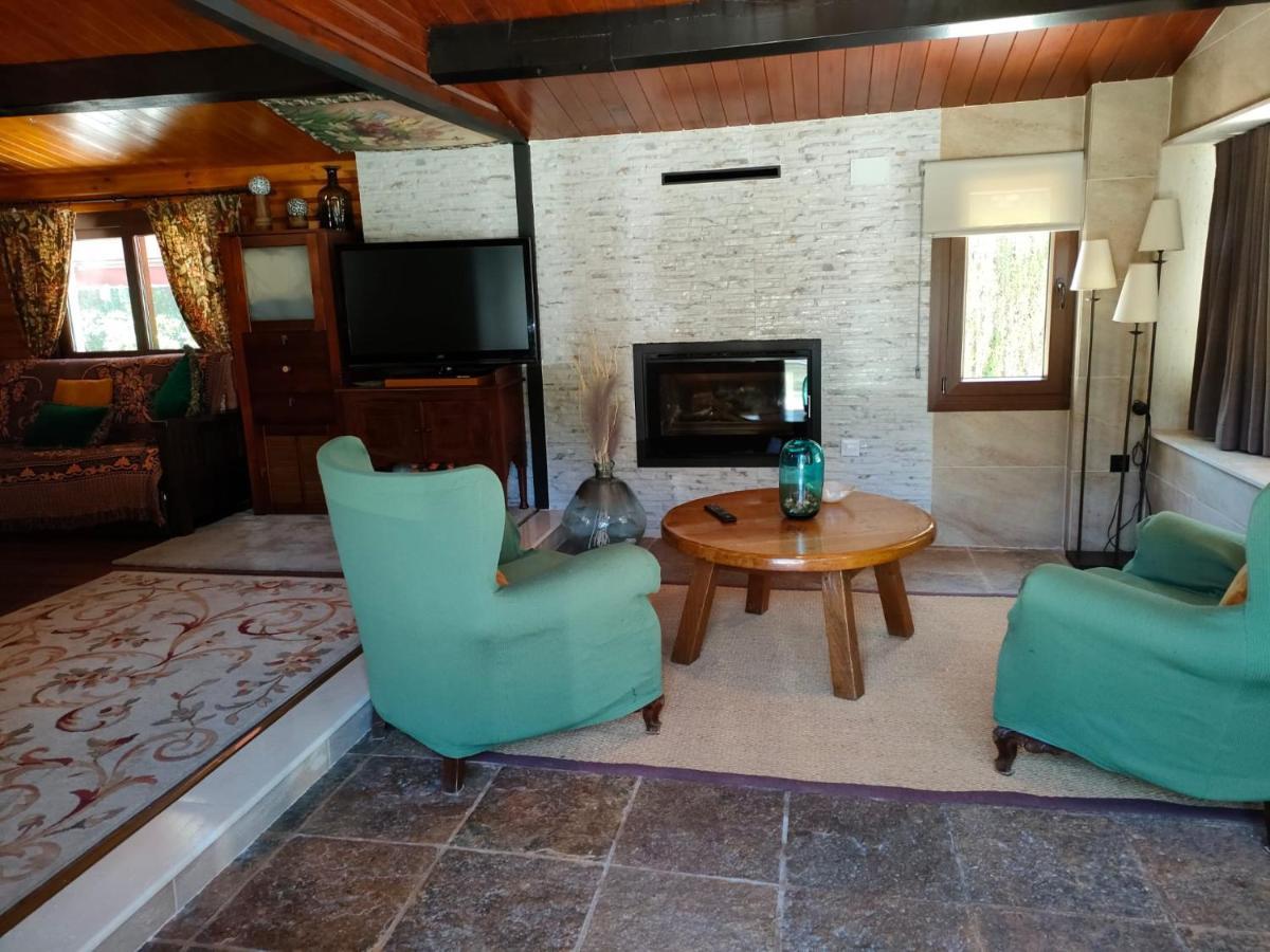 קורדובה Cabana De Madera Junto Al Lago Las Jaras מראה חיצוני תמונה